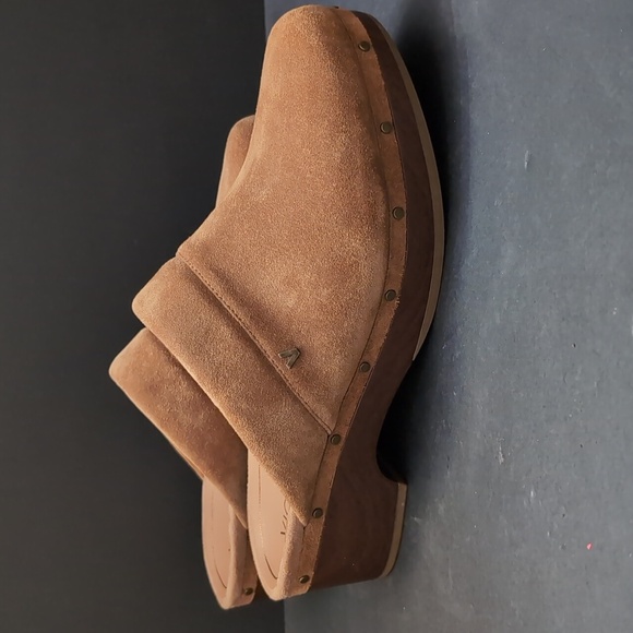Vionic Kacie Woman's Brown Suede/Leather Size 11 Clogs/Mules. - Picture 4 of 10